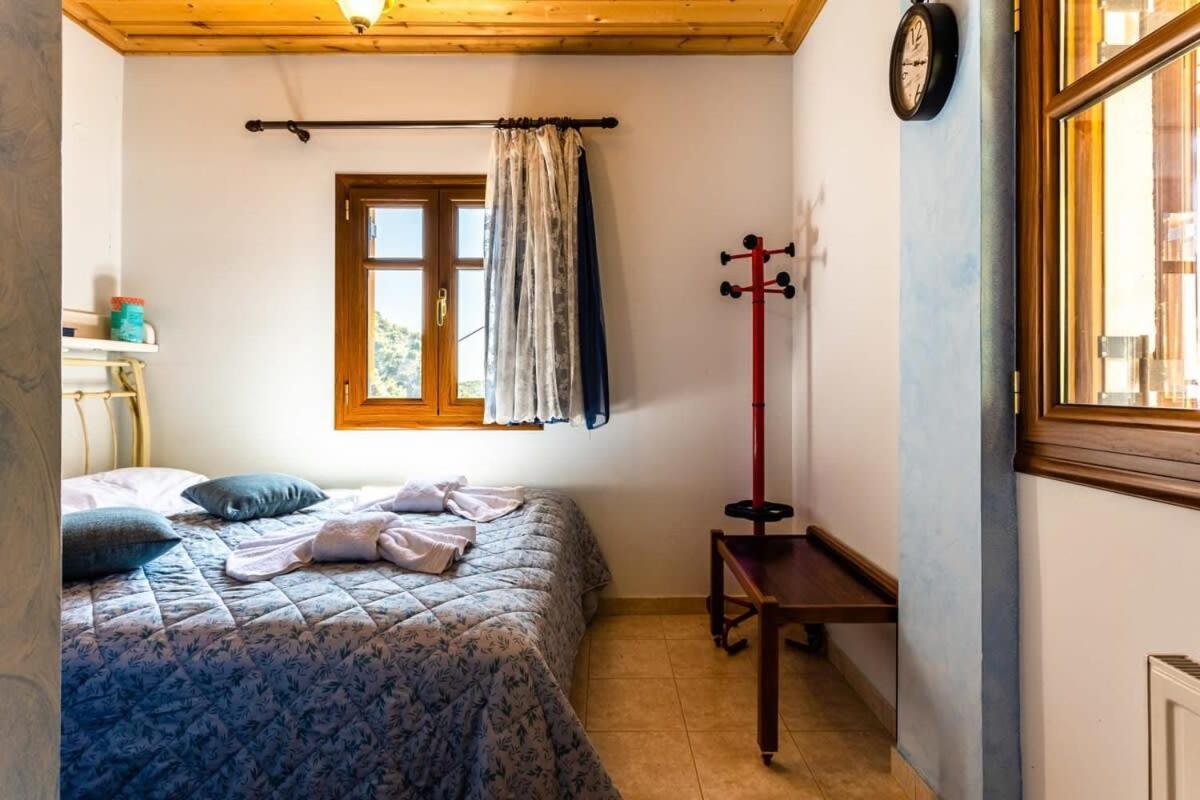Stemnitsa Stone Residence - Comfy Mountain Getaway エクステリア 写真