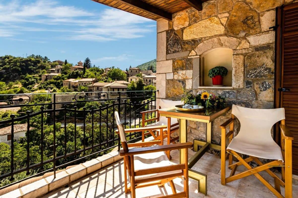 Stemnitsa Stone Residence - Comfy Mountain Getaway エクステリア 写真