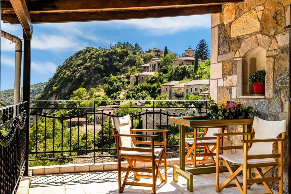 Stemnitsa Stone Residence - Comfy Mountain Getaway エクステリア 写真